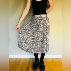 Vintage 1980’s skirt-fits M/L